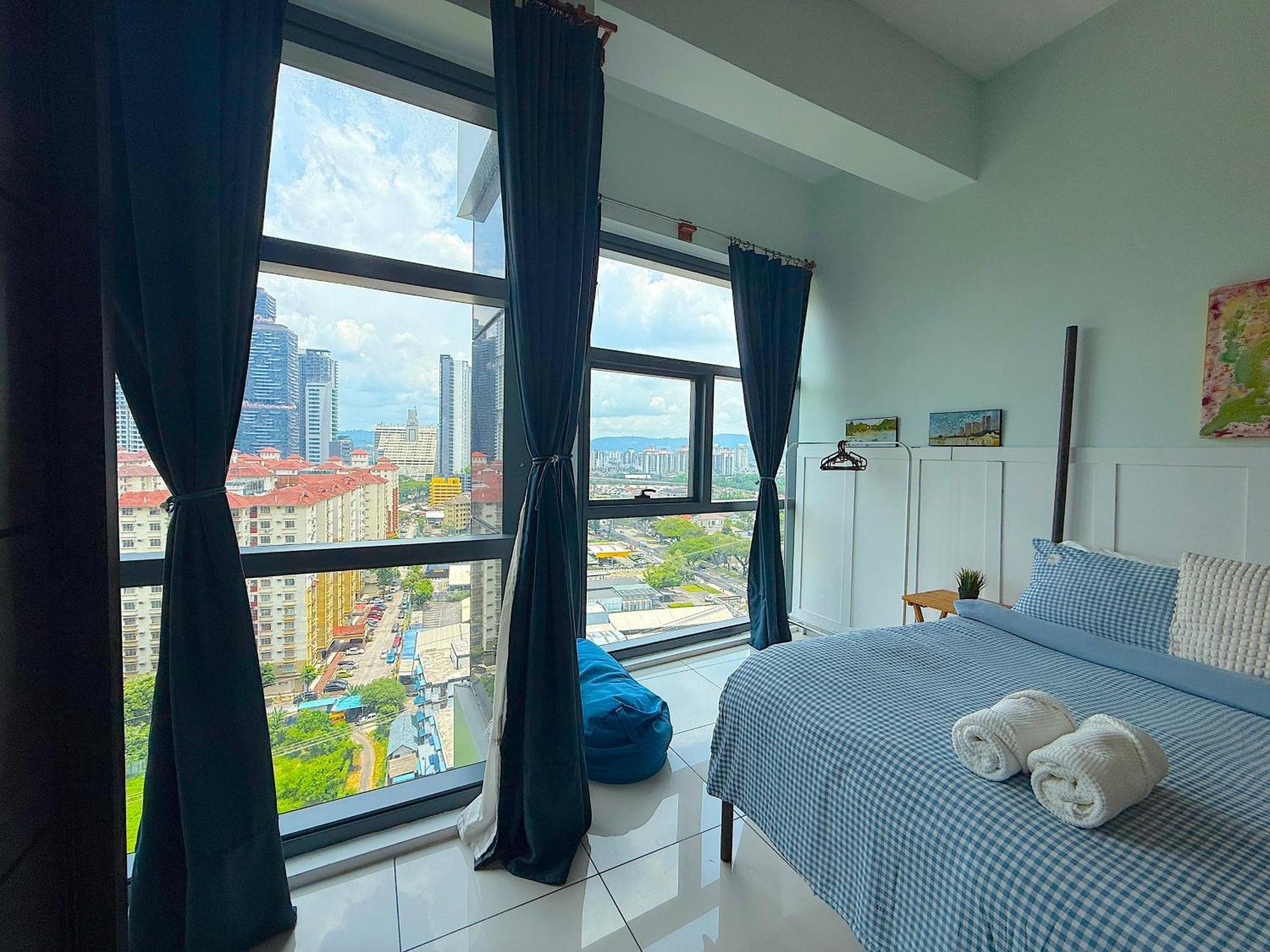 קואלה לומפור 3 Towers Jalan Ampang By Serenity Vacation Homes מראה חיצוני תמונה