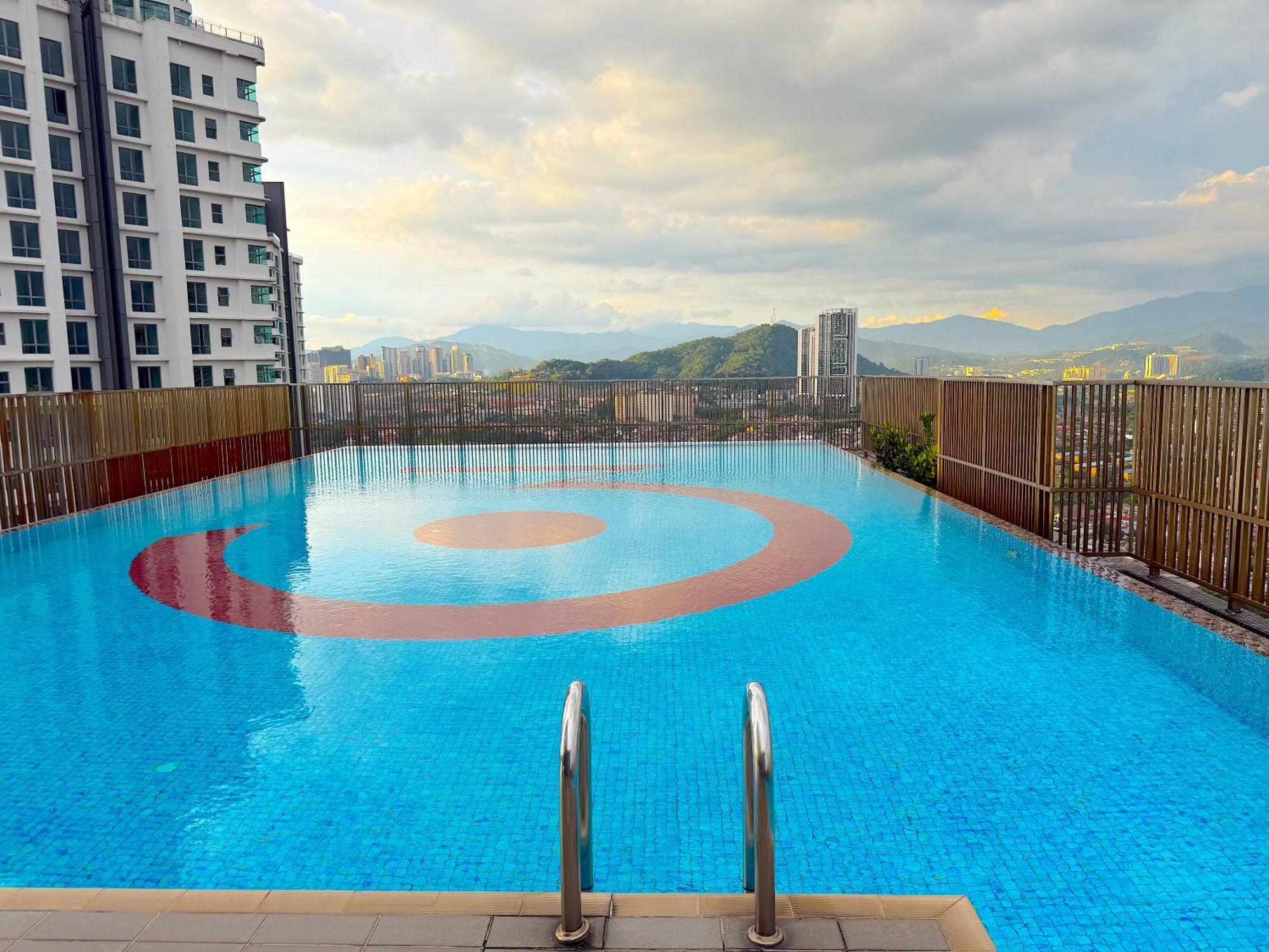 קואלה לומפור 3 Towers Jalan Ampang By Serenity Vacation Homes מראה חיצוני תמונה